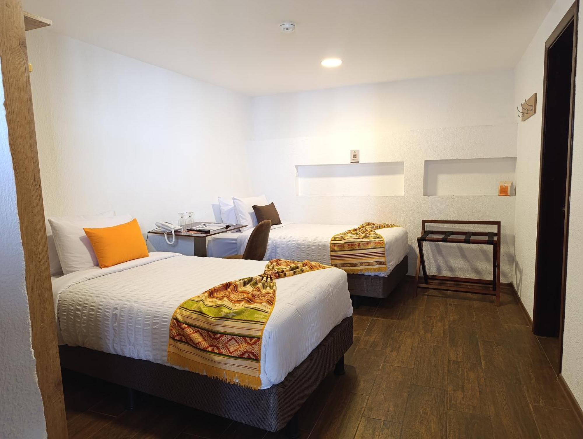 Casona Tobar Hotel キト エクステリア 写真